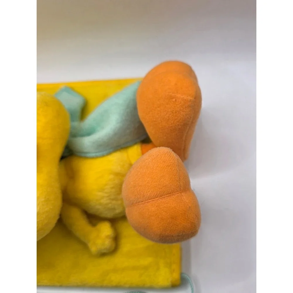 Vintage 1996 Looney Tunes Good Night Baby Tweety Plush HugMeBooks Board‎ Book